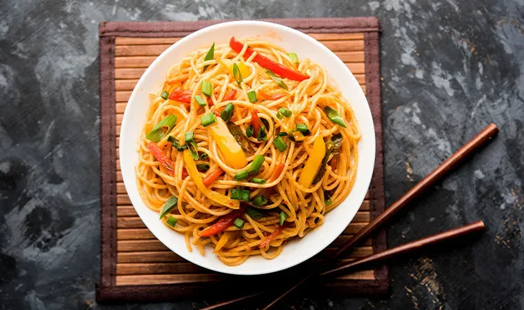 Chow Mein mit Gemüse