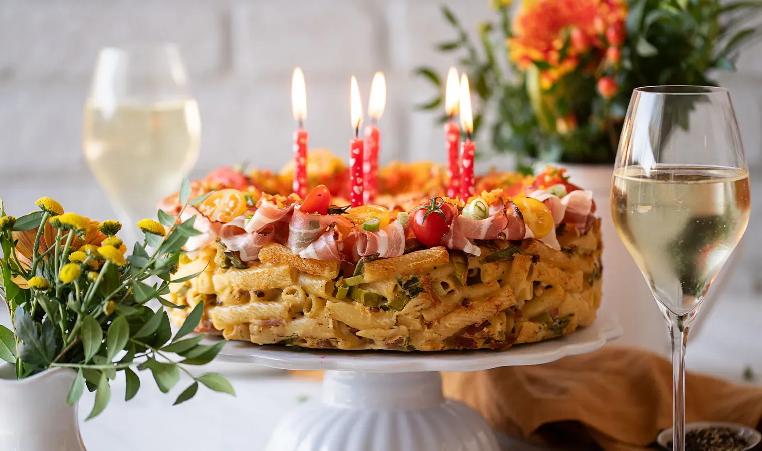 Nudeltorte mit Lauch und Speck