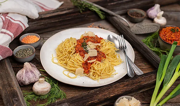 Spaghetti mit Linsen-Bolognese